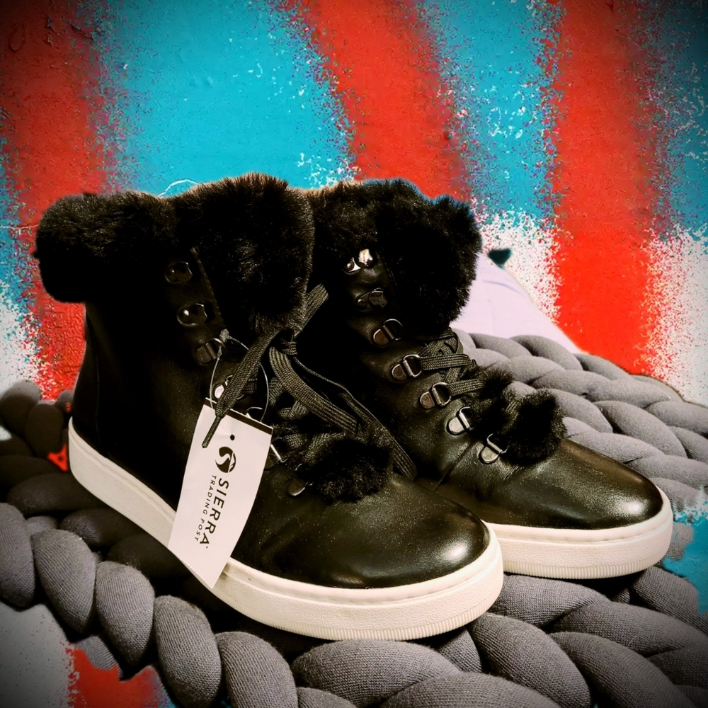 Josef Seibel Hillary 14 Sneaker Boot